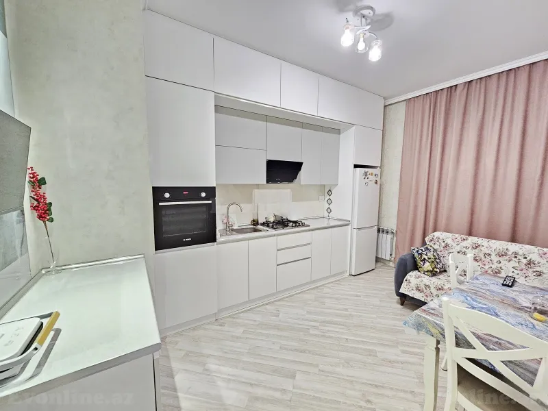 Satılır 2 otaqlı Mənzil Yeni tikili 84 m² Bakı, Nizami r., Qara Qarayev m — Mənzil, Bakı (8)