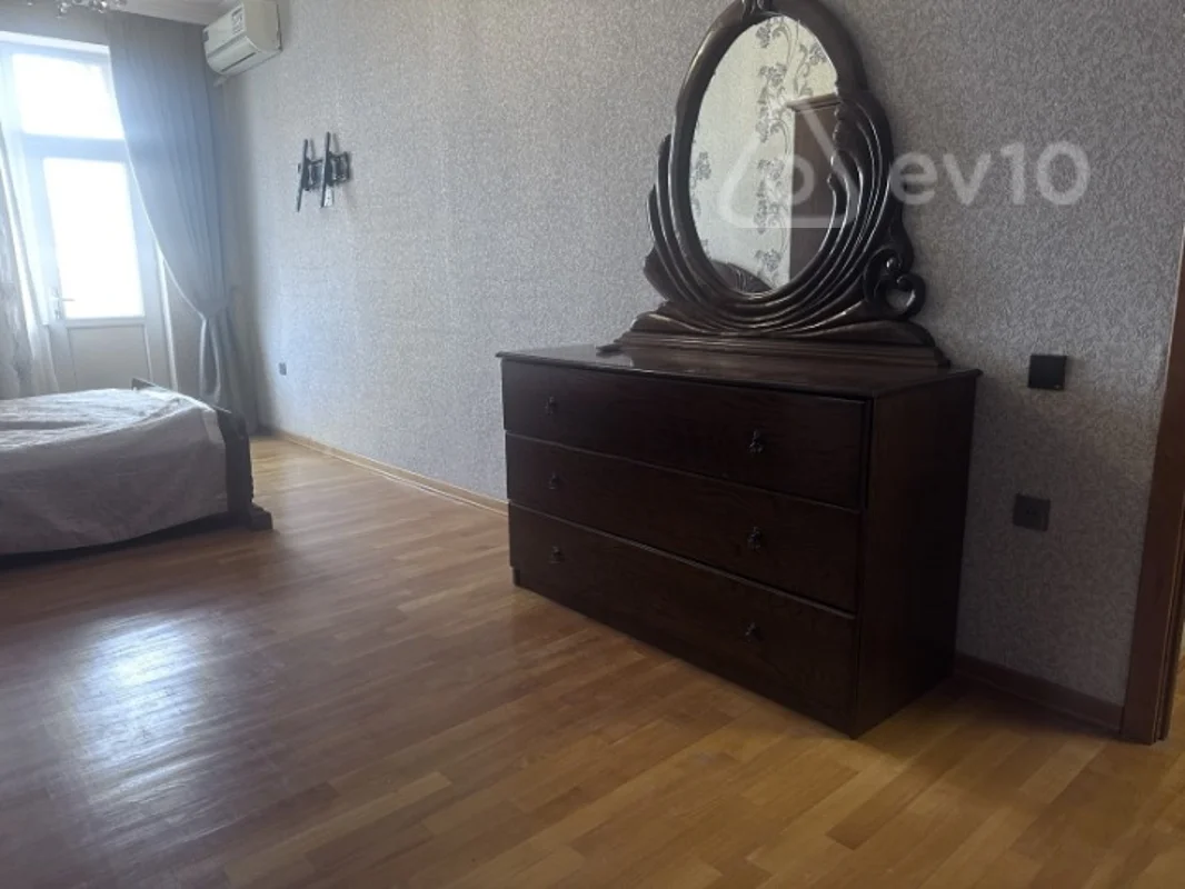 3 otaqlı mənzil, 145 m², Ənvər Hüseynov küçəsi — kirayə — Mənzil, Bakı (8)