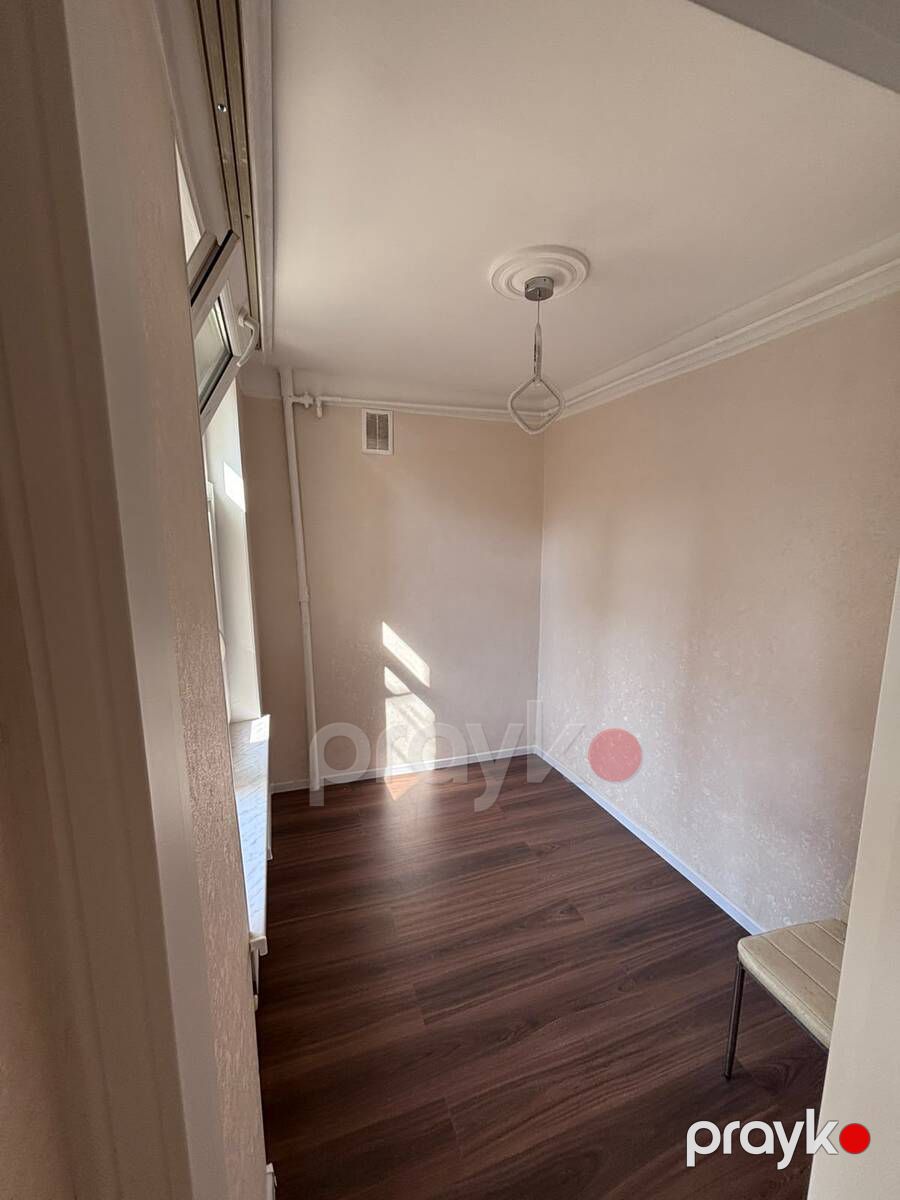 Satılır 2 otaqlı köhnə tikili 32 m² — Mənzil, Bakı (5)