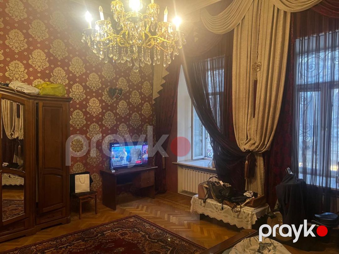 Satılır 10 otaqlı köhnə tikili 390 m² — Mənzil, Bakı (2)