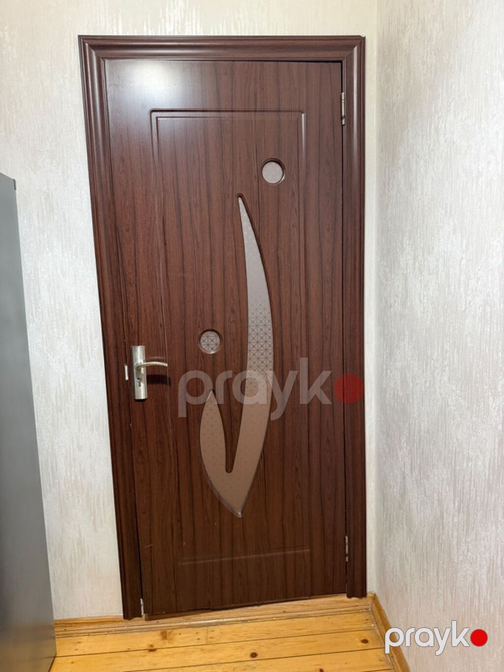 Salam ev qapıları satılır dözümlüdür keyfiyətlidir biraz zədələri var — Pəncərələr, qapılar, balkonlar, Bakı (2)