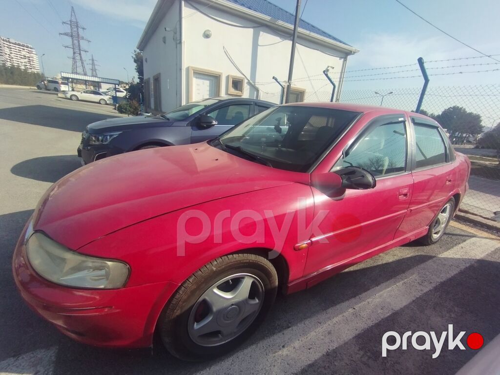 Opel Vectra B, qırmızı rəng, sedan/götürmə tipli kuzov (5 qapı) — Avtomobillər, Qobu (3)