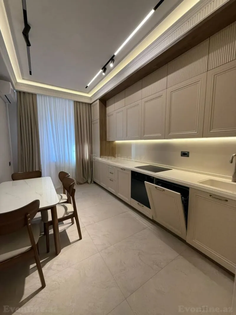 Satılır 3 otaqlı Mənzil Yeni tikili 120 m² Bakı, Yasamal r., Elmlər Akademiyası m — Mənzil, Bakı (4)