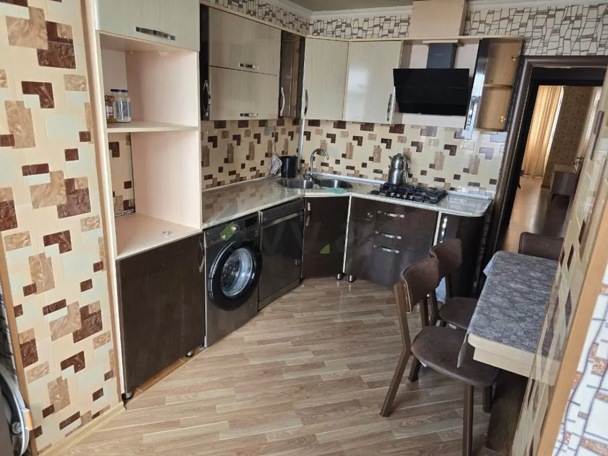 4 otaqlı mənzil Köhnə tikili Satılır, Yeni Günəşli qəs., Suraxanı, Bakı — Mənzil, Bakı (8)