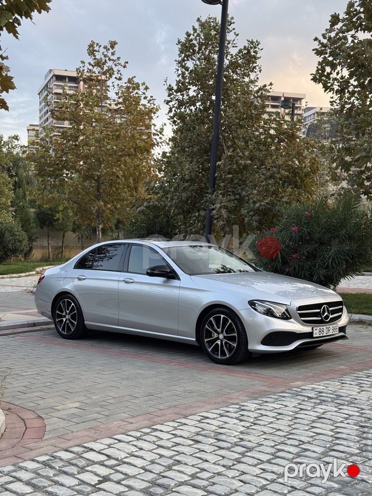 Mercedes E 220 d, 2.0 L, 2016 il, 125 000 km — Avtomobillər, Bakı (7)