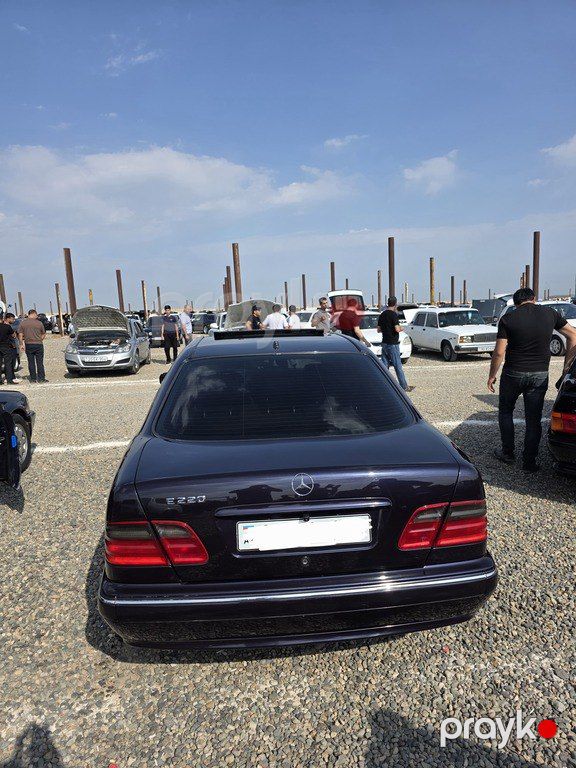 Mercedes E 320, 3.2 L, 2001 il, 437 000 km — Avtomobillər, Bərdə (2)