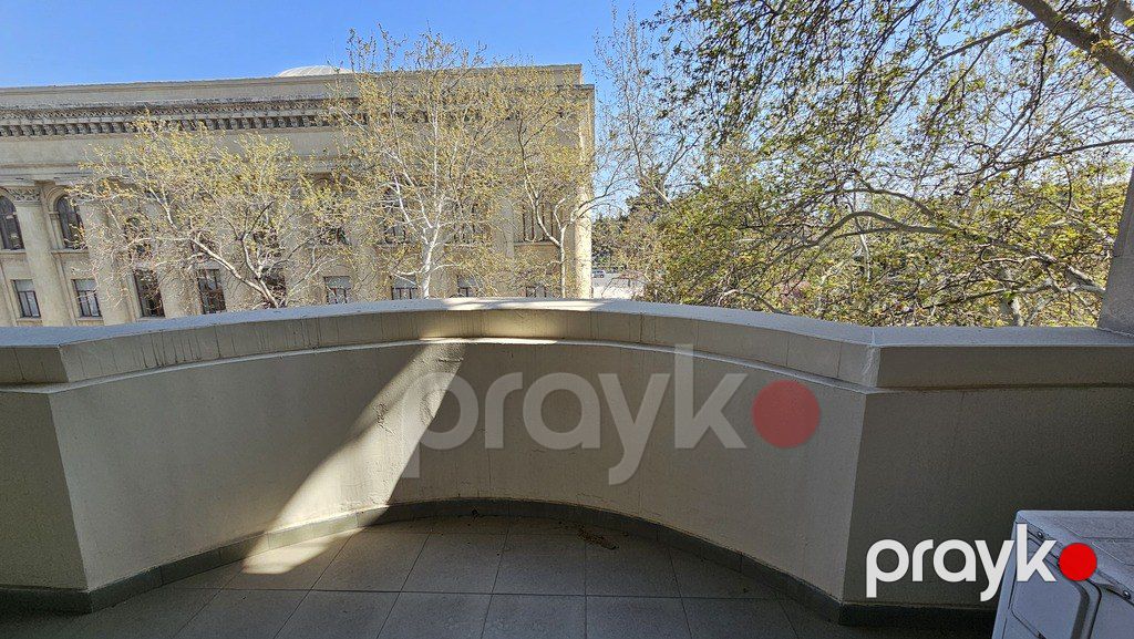 Satılır 4 otaqlı yeni tikili 160 m² — Mənzil, Bakı (9)