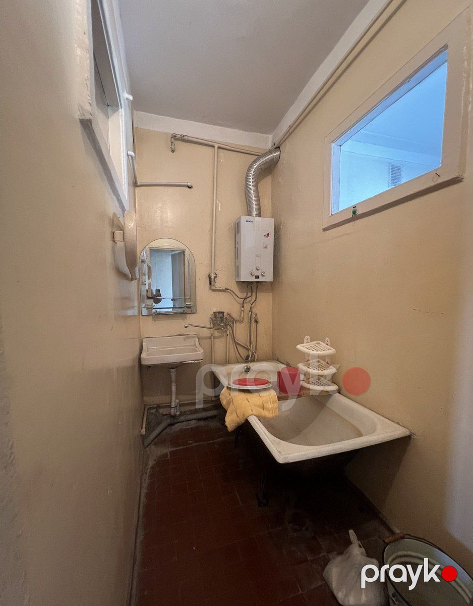 Satılır 3 otaqlı köhnə tikili 75 m² — Mənzil, Bakı (8)