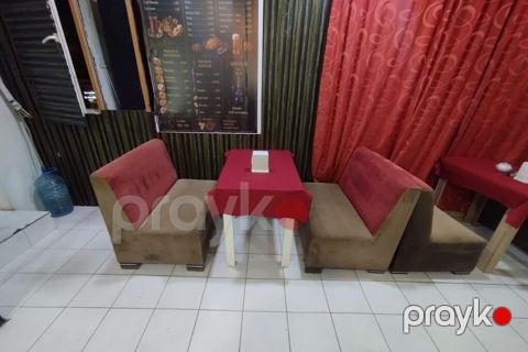 Kafe ucun 5 dest divan Ölcu 1m.Qiymet 150 azn (1) Unvan Baki Vesile — Bakı