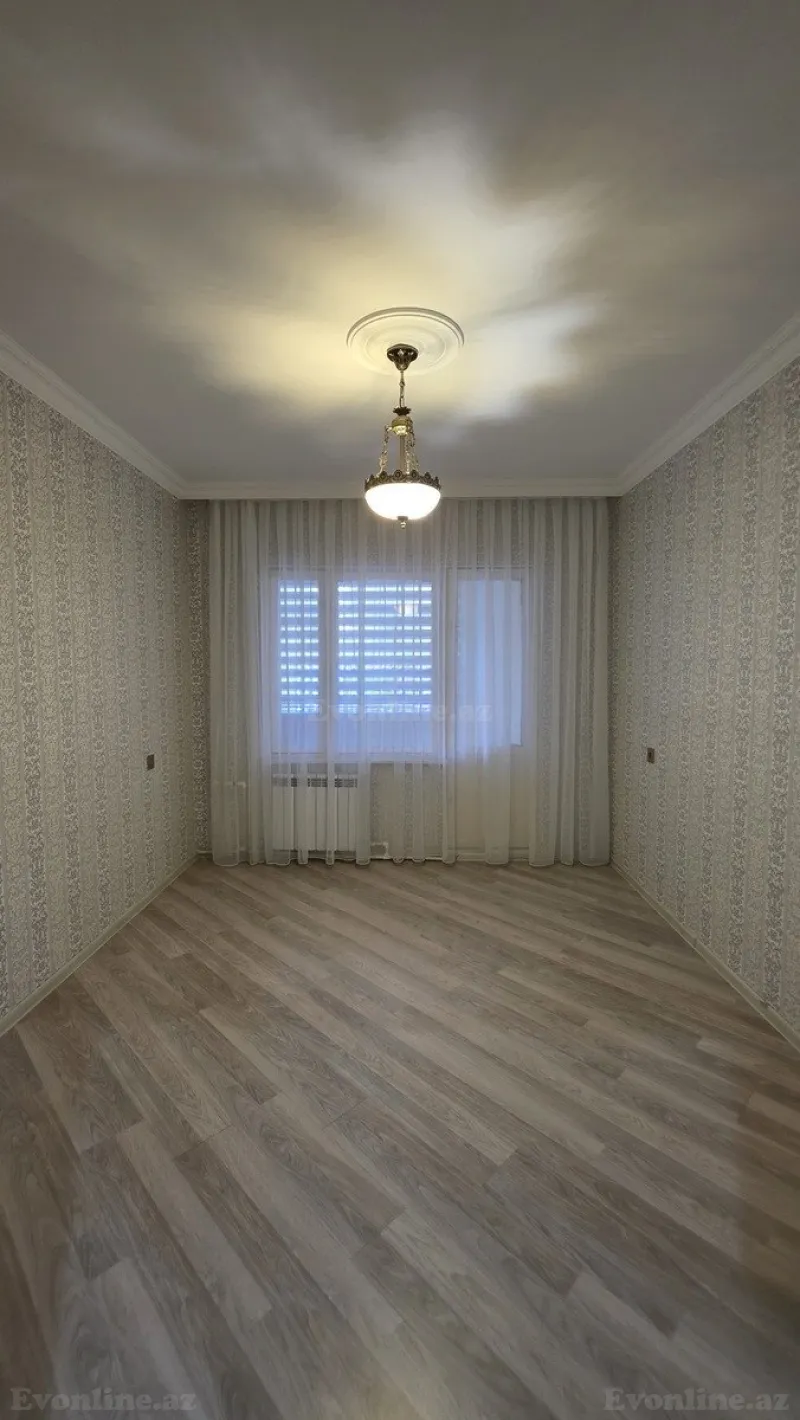 Satılır 2 otaqlı Mənzil Köhnə tikili 60 m² Bakı, Sabunçu r., Bakıxanov — Mənzil, Bakı (4)