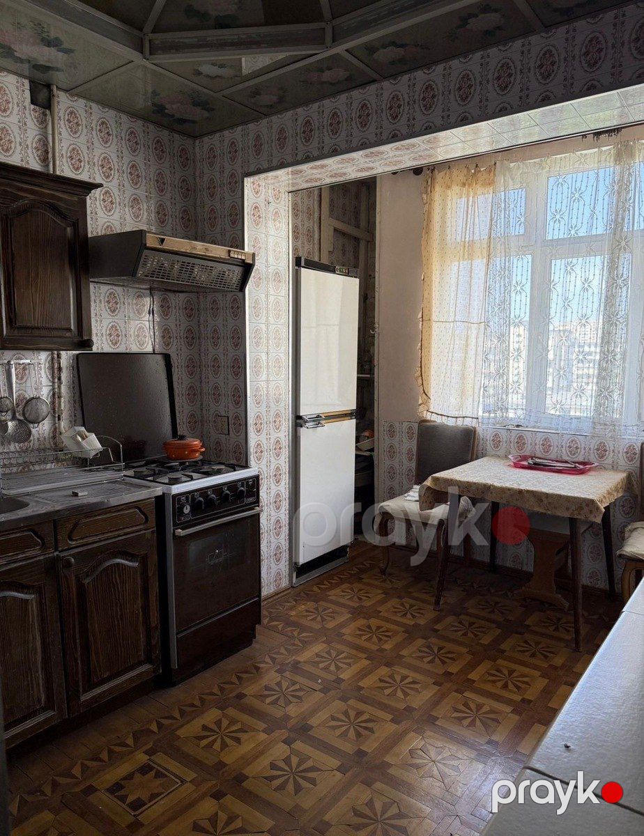 Satılır 5 otaqlı köhnə tikili 125 m² — Mənzil, Bakı (2)