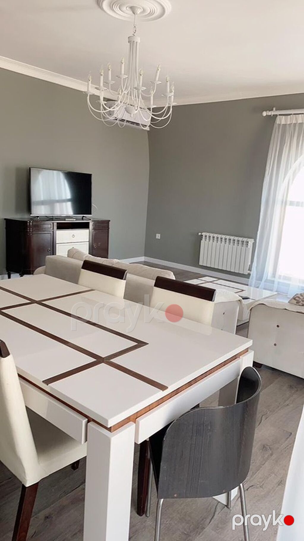 Ev kiraye verilir Bayıl qəsəbəsində Yeni bulvar və Su idman sarayı — Qonaq otağı üçün, Bakı (4)