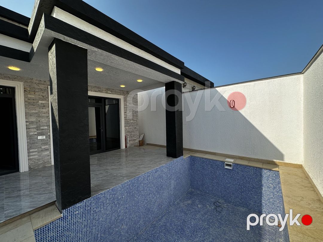 Satılır 4 otaqlı həyət evi/bağ evi 130 m² — Ev, villa, Bakı (2)