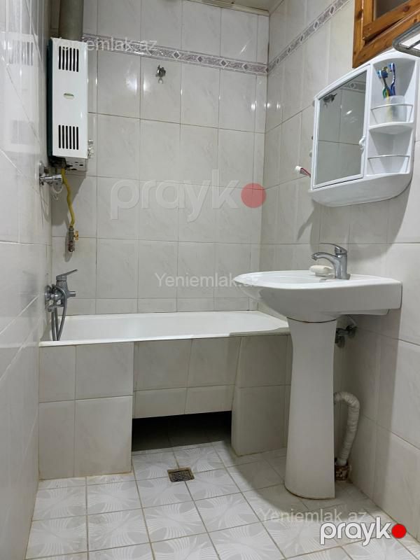 Satılır 3 otaqlı Bina evi menzil (Köhnə tikili), 90 m², Binəqədi rayonu — Mənzil, Bakı (7)