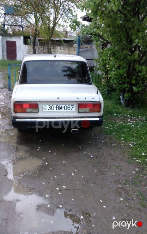 Lada (VAZ) 2107 — İmişli