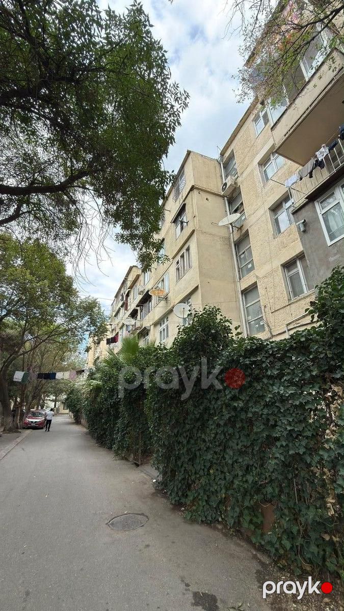 Satılır 2 otaqlı köhnə tikili 55 m² — Mənzil, Bakı (2)
