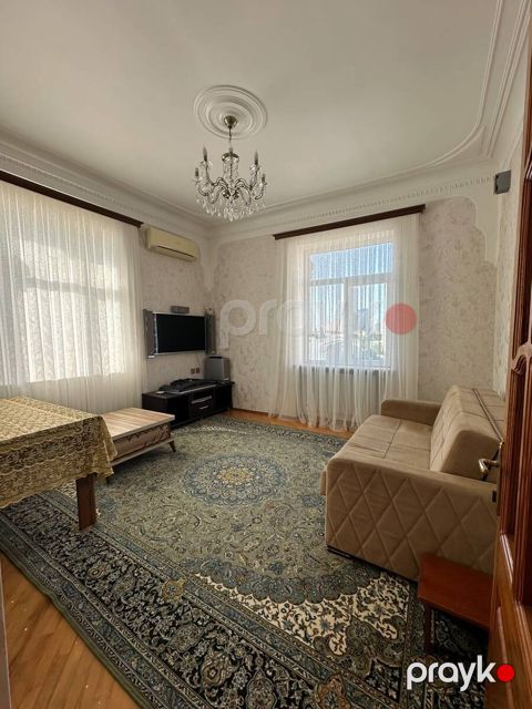 İcarəyə verilir 2 otaqlı köhnə tikili 57 m² — Bakı