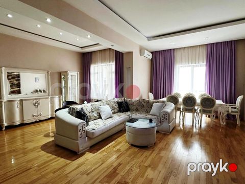 Satılır 3 otaqlı yeni tikili 138 m² — Bakı