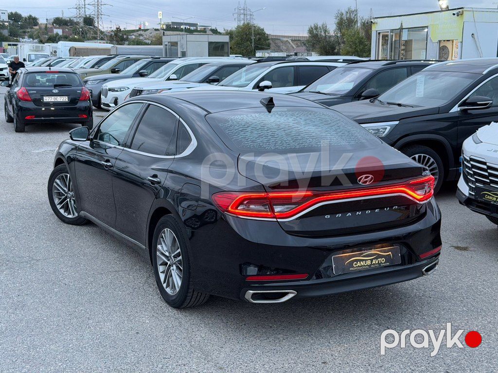 Hyundai Grandeur, 2.2 L, 2017 il, 228 000 km — Avtomobillər, Bakı (8)