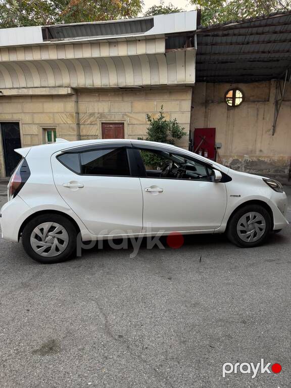 Toyota Aqua, 1.5 L, 0.87 kWh, 2019 il, 113 316 km — Avtomobillər, Bakı (4)