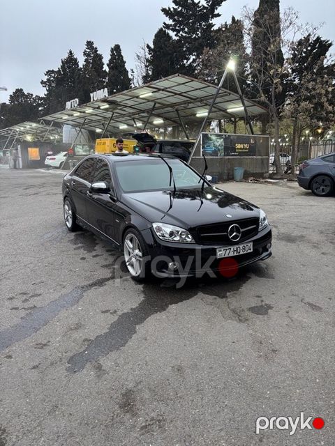 Mercedes C 300, 3.0 L, 2008 il, 300 600 km — Bakı