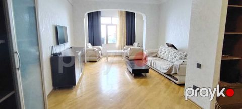 Satılır 3 otaqlı köhnə tikili 90 m² — Bakı