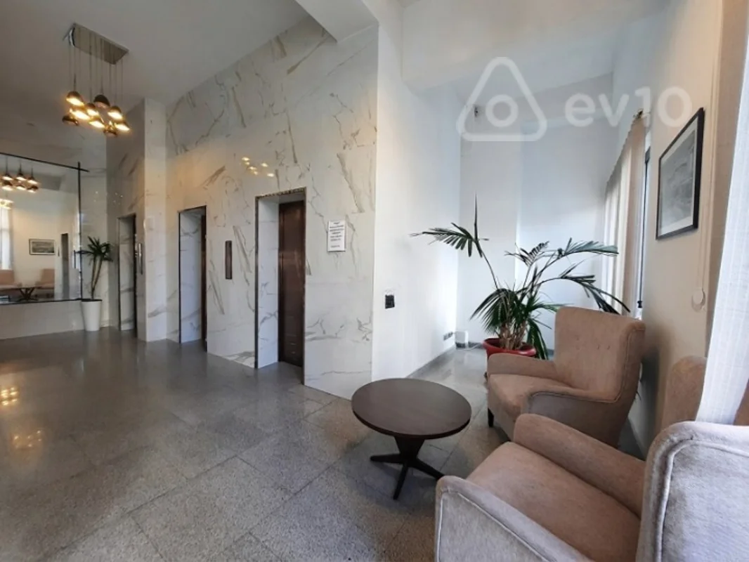 3 otaqlı mənzil, 108 m², Insaatcilar metro — Mənzil, Bakı (5)