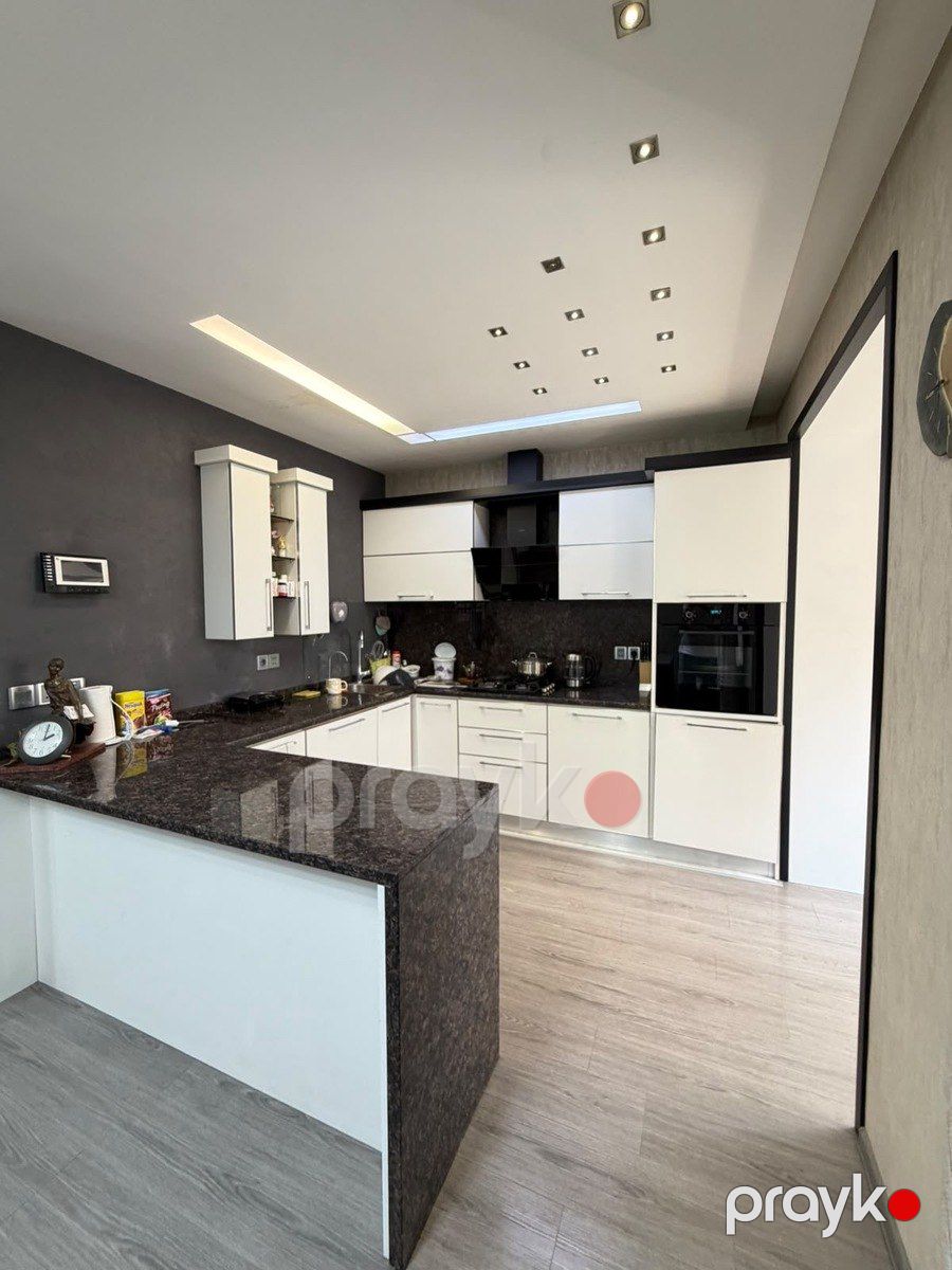 Satılır 3 otaqlı köhnə tikili 90 m² — Mənzil, Bakı (5)