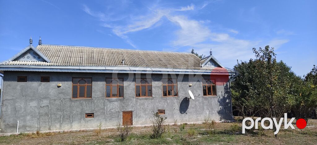 Satılır: yaşayış evi və torpaq sahəsi - Ünvana daxil olan hasarlı — Ev, villa, Mingəçevir (6)