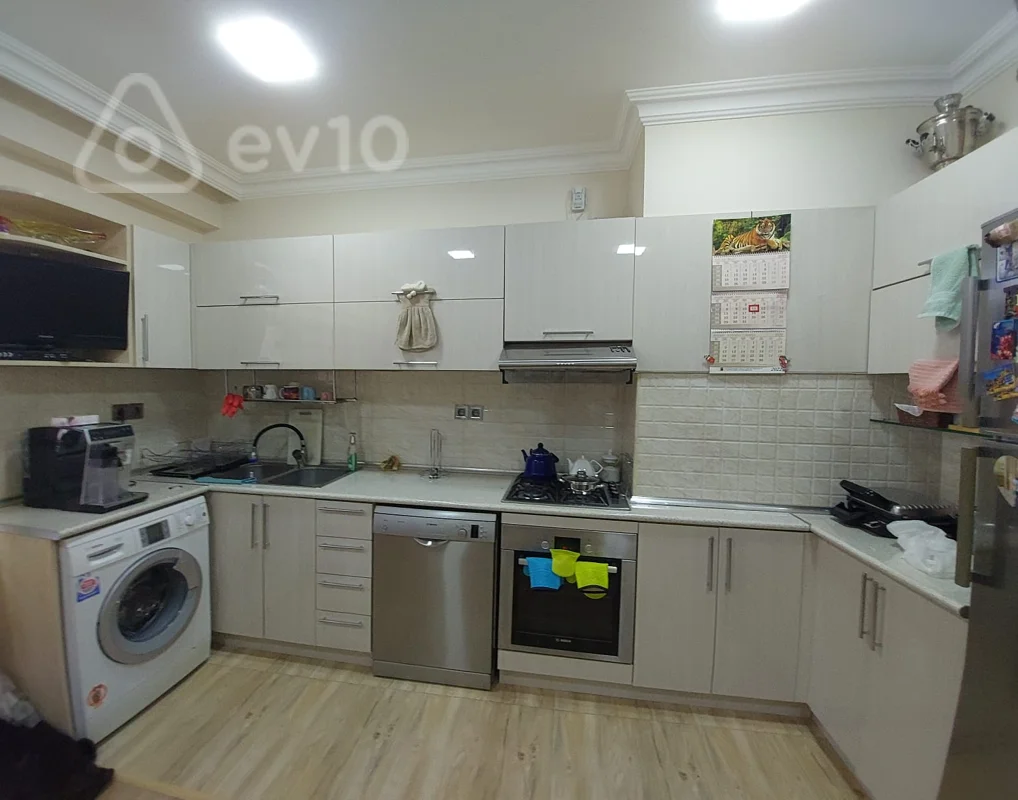 4 otaqlı mənzil, 142 m², Y/Yasamal E.Ehmedov 26 — Mənzil, Bakı (6)