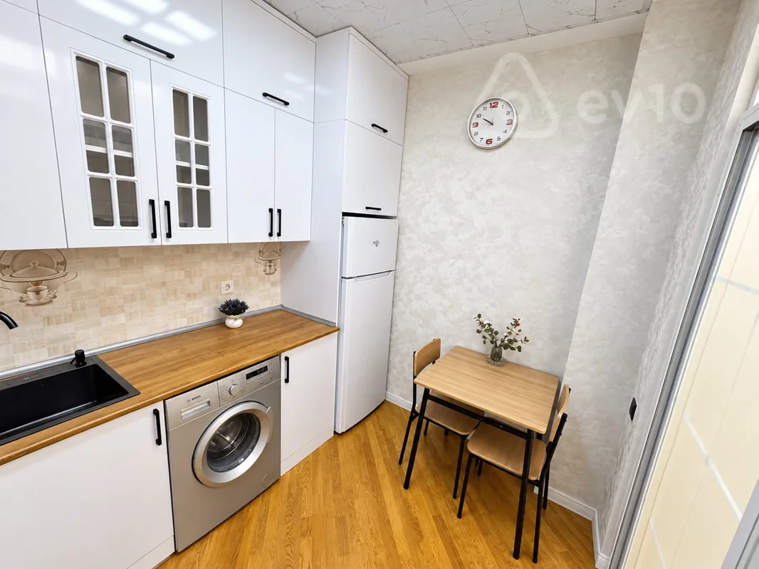 2 otaqlı mənzil, 70 m², Xocalı prospekti — kirayə — Mənzil, Bakı (7)