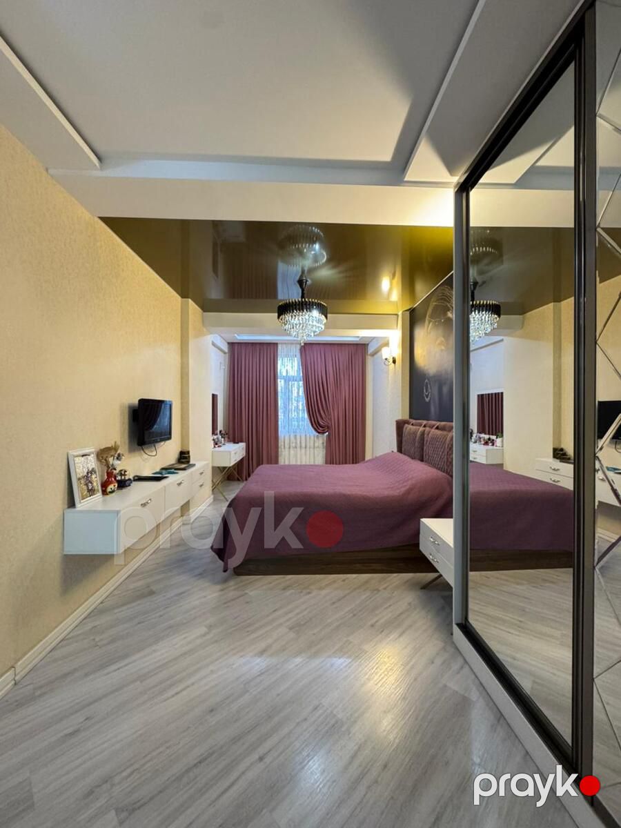 Satılır 4 otaqlı yeni tikili 200 m² — Mənzil, Bakı (7)