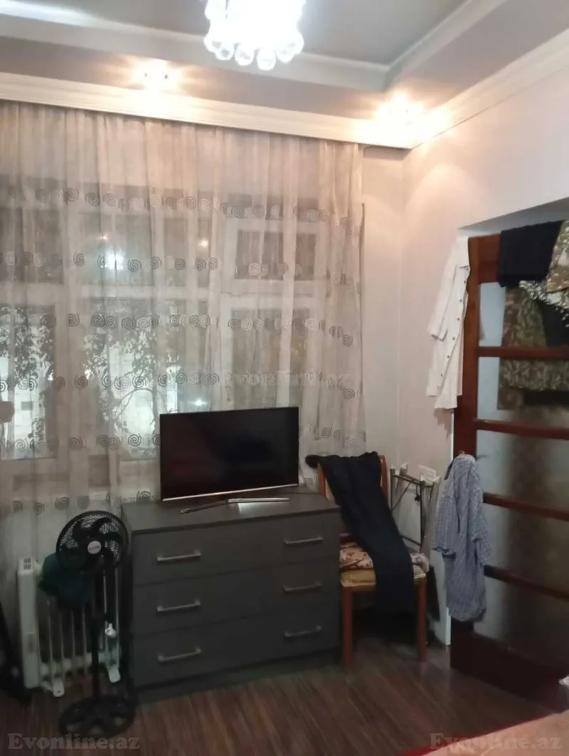 Satılır 2 otaqlı Mənzil Köhnə tikili 40 m² Bakı, Nəsimi r — Mənzil, Bakı (5)