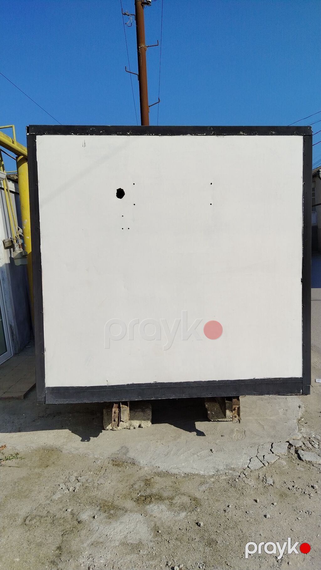Metal karkaslı, ağ rəngdə sandıq/konteyner - Material: qalın metal — Hazır konstruksiyalar, Digah (2)