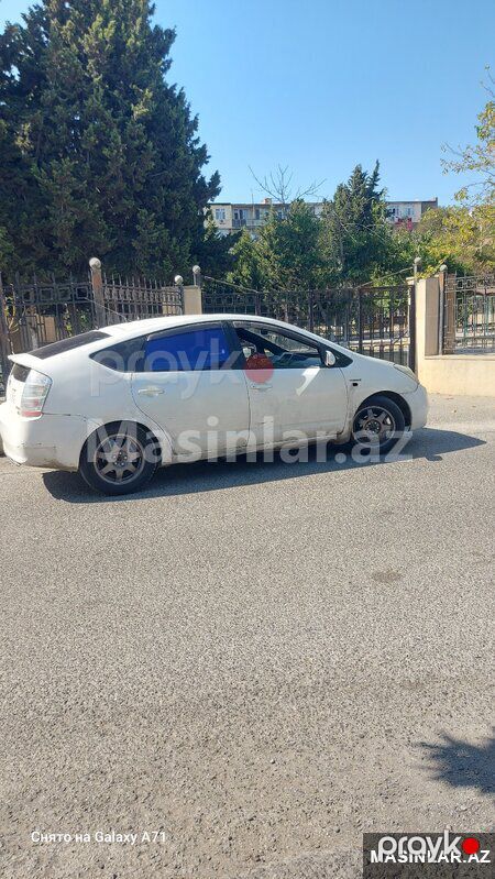 Toyota Prius, 2007 il — Minik avtomobili icarəsi, Bakı (2)