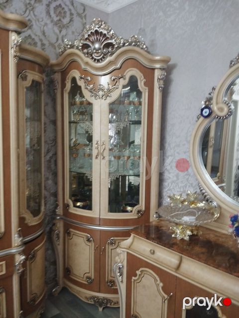 Satilir qonaq desti pul lazimdi baha alinib teze kimidi real