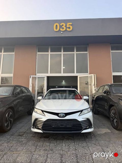 Toyota Camry, 2.5 L, 1.6 kWh, 2023 il, 35 000 km — Bakı