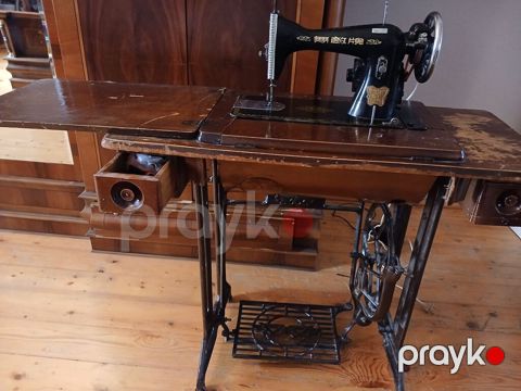 Köhnə Tikiş Maşını Retro hər detalı işləyir real aliciya endirim — Bakı