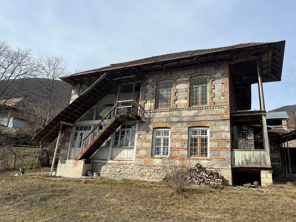 4 otaqlı Həyət evi Satılır, Şəki — Şəki