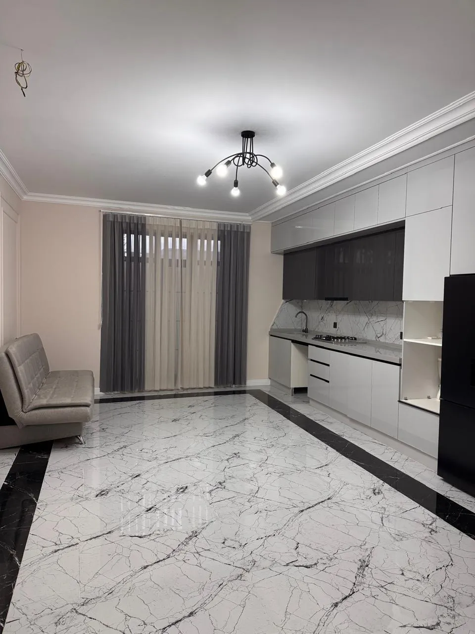 Şüvəlan, 6 otaqlı Villa satılır - 300 m², 3 mərtəbə, 11 sot — Ev, villa, Bakı (4)