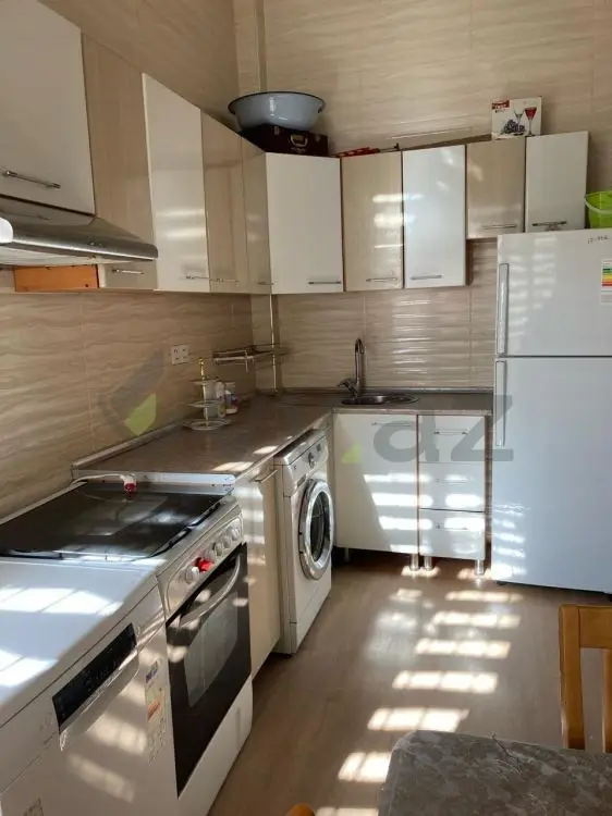 3 otaqlı mənzil Köhnə tikili Kirayə, 3-cü mikrorayon, Nəsimi, Bakı — Mənzil, Bakı (5)