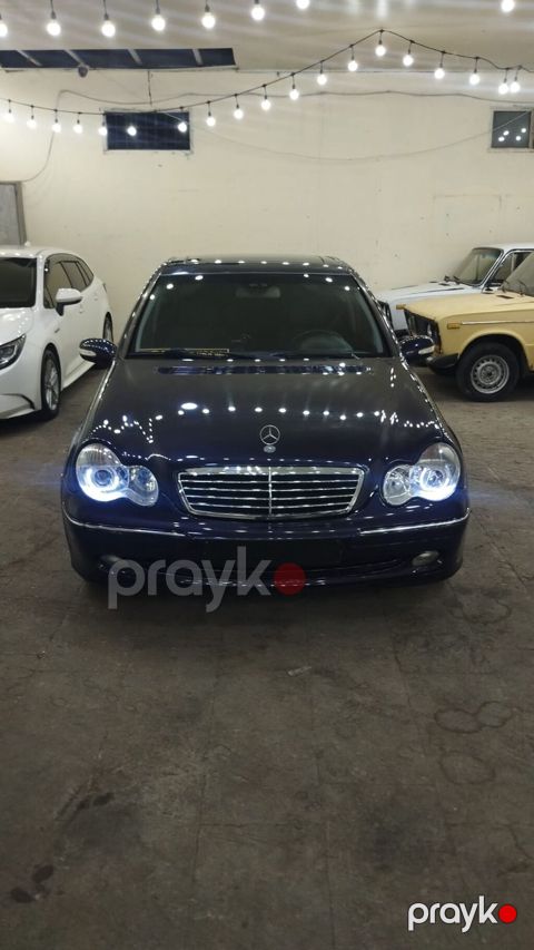 Mercedes-Benz C-Class: 2 l 2000 il Sedan — Mehdiabad