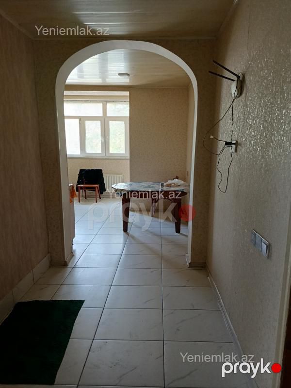 Satılır 5 otaqlı Bina evi menzil (Köhnə tikili), 110 m², 9-cu mikrorayon — Mənzil, Sumqayıt (2)