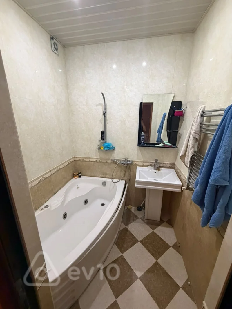 3 otaqlı mənzil, 100 m², S.S Axundov 20c — kirayə — Mənzil, Bakı (5)