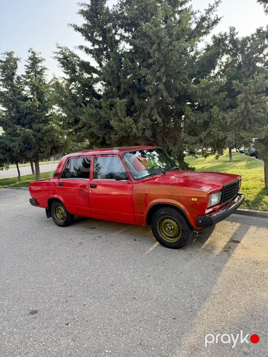 VAZ 2107, qırmızı rəngli sedan Xüsusiyyətlər: - Kuzov: 4 qapılı — Avtomobillər, Bakı (3)