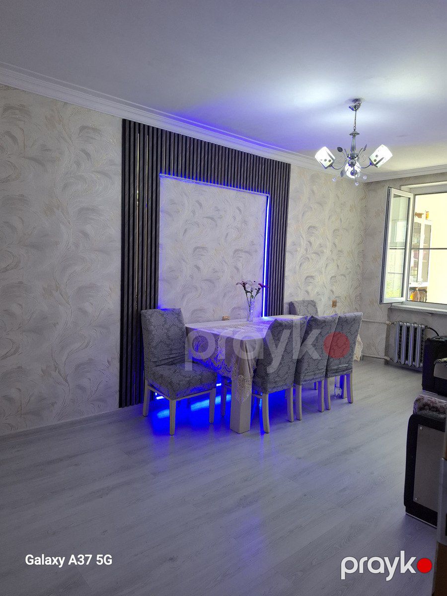 Satılır 5 otaqlı köhnə tikili 110 m² — Mənzil, Bakı (8)