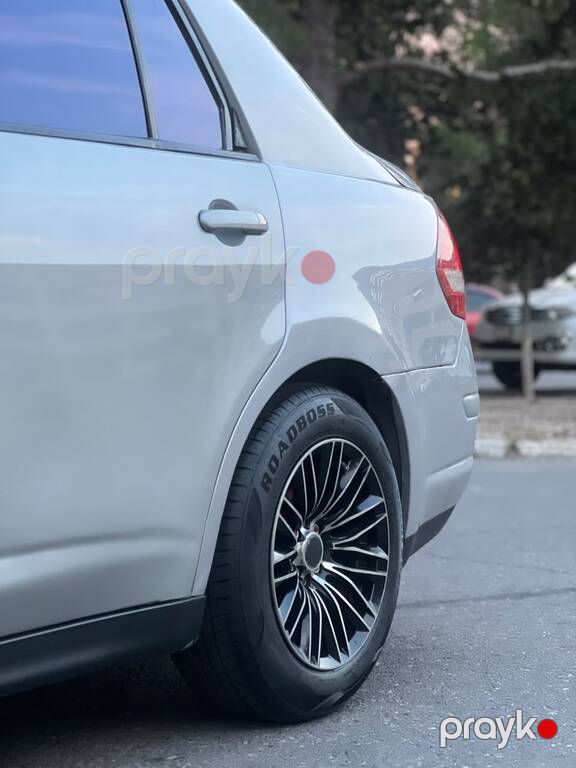Nissan Tiida, 1.6 L, 2005 il, 215 000 km — Avtomobillər, Sumqayıt (7)