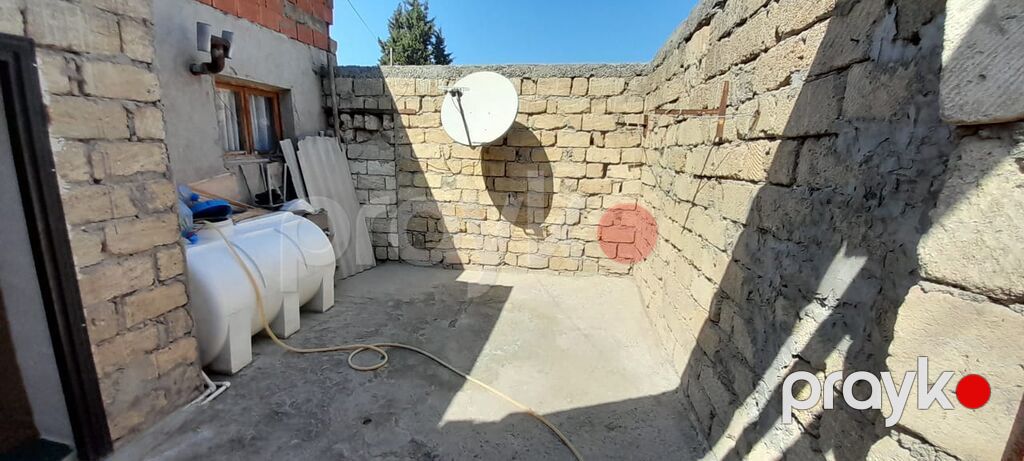 Həyət evidir kürsüldür 45 minə satılır hər şerayeti var kanunlar su — Mənzil, Masazır (8)