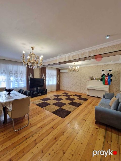 Satılır 4 otaqlı yeni tikili 150 m² — Bakı