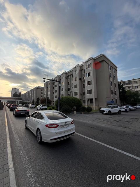 Satılır 3 otaqlı köhnə tikili 70 m² — Bakı